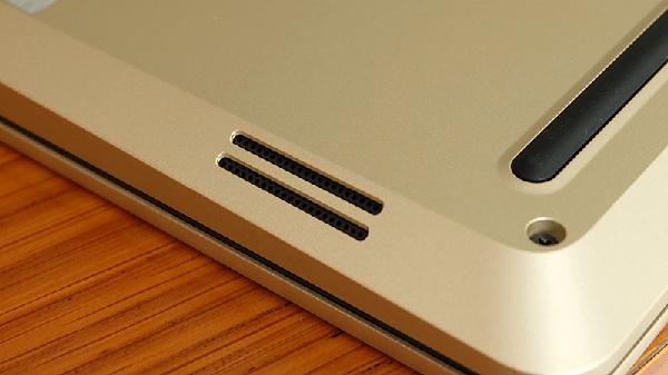Trải nghiệm nhanh chiếc laptop đến từ dòng Dell Vostro: vẻ ngoài bắt mắt, hiệu năng mượt mà cùng viên pin “khủng”