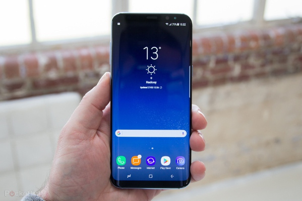6 chiếc smartphone Samsung hot trong mắt người tiêu dùng Việt