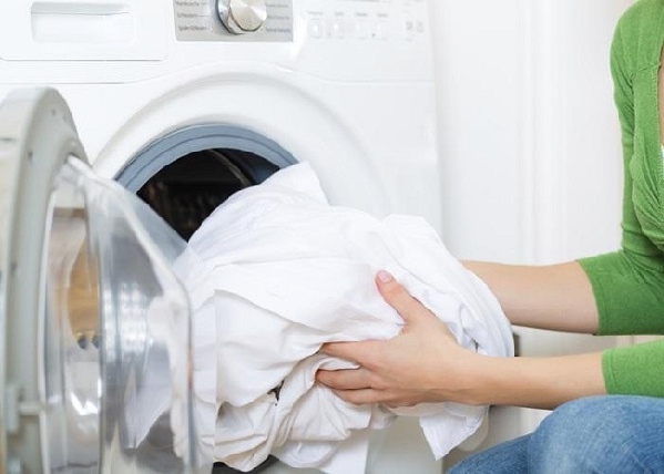Có nên “đầu tư” máy giặt có tính năng giặt nước nóng?