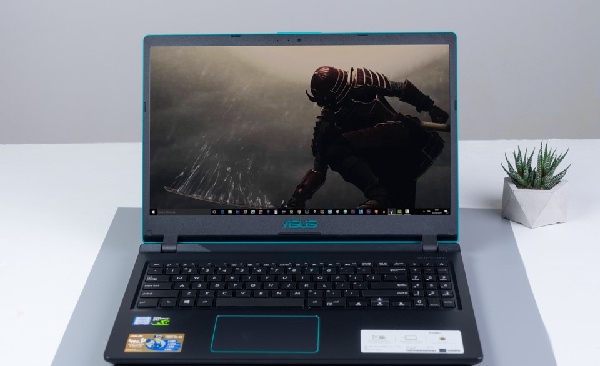 Trải nghiệm chiếc laptop gaming mới đến từ Asus - Asus Vivobook F560UD