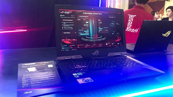 Bộ đôi laptop chơi game mới nhất của Asus vừa được giới thiệu tại Việt Nam