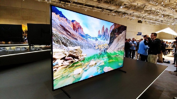 Ông lớn Samsung sẽ trình làng model tivi QLED 8K đầu tiên tại IFA 2018
