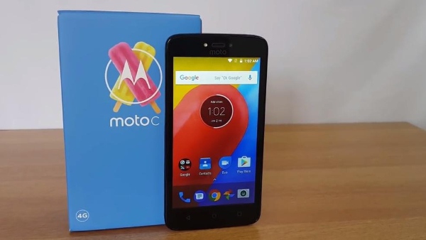 Điện thoại Motorola Moto C và Moto C Plus giá rẻ bất ngờ